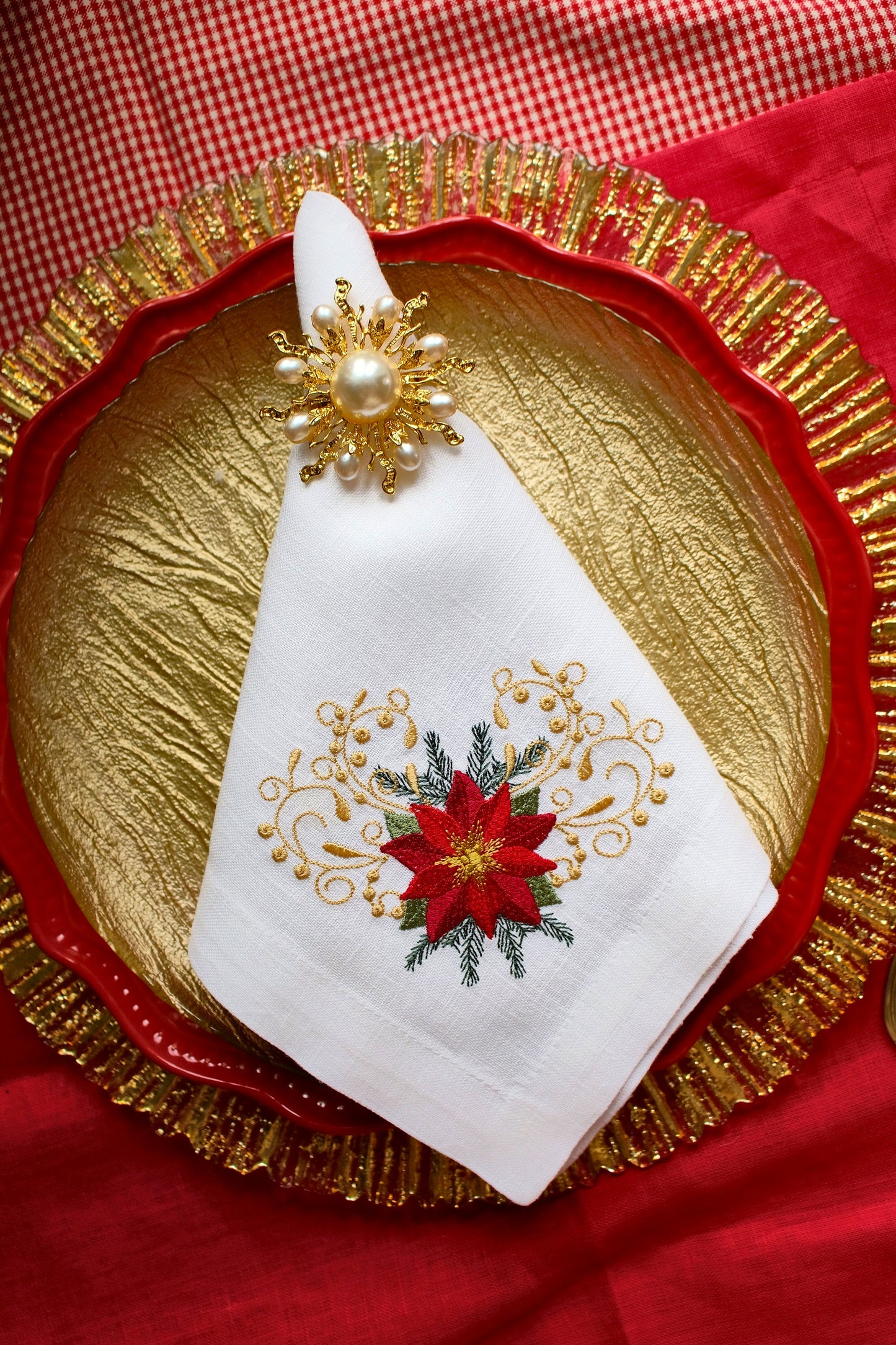 #084 | Poinsettia Scroll with Holiday Filigree