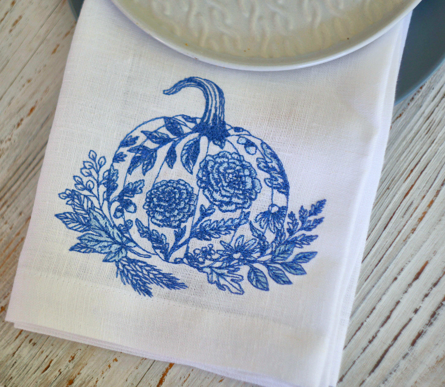 #093 | Floral Filigree Pumpkin in Bluework
