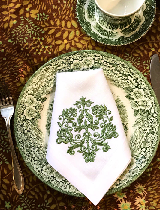 #006 | Scrolled Acanthus Medallion Motif