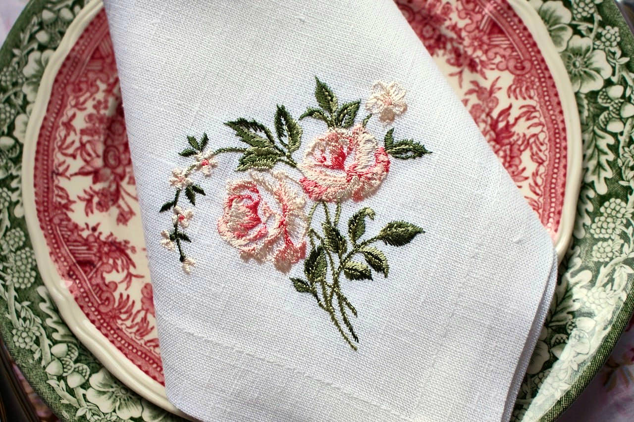 #097 | Blush Rose Spray and Potted Geranium Set
