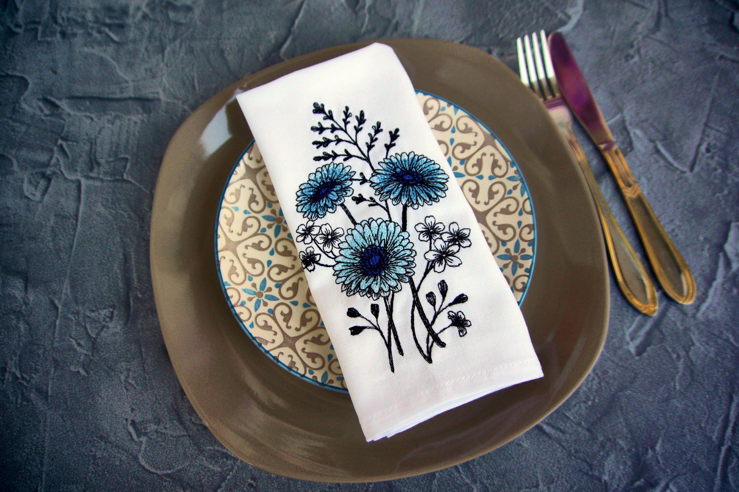 #064 | Blue Wildflower Cluster with Bold Linework