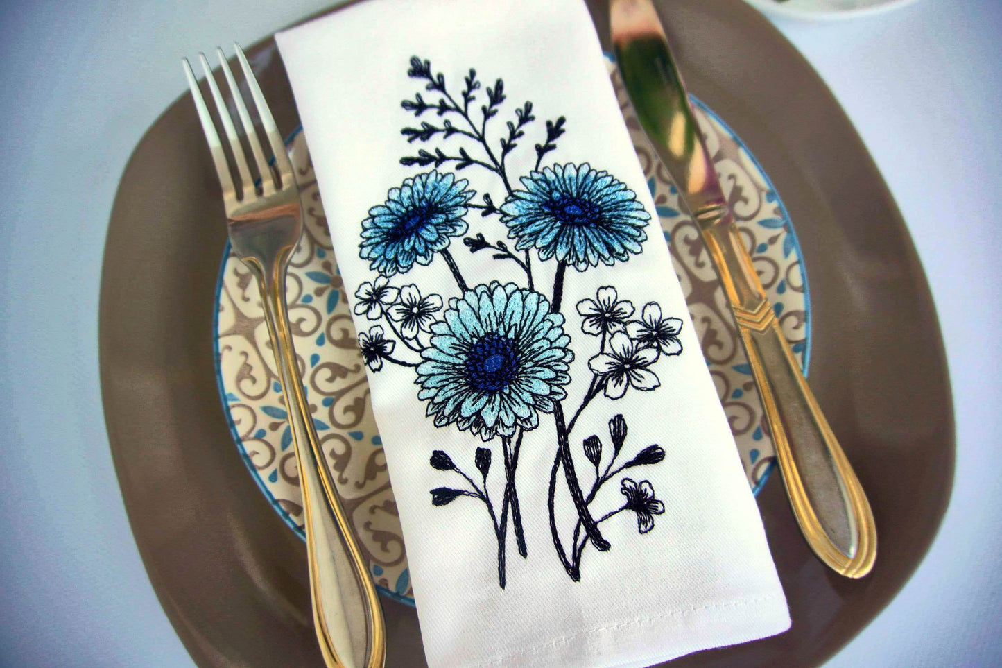 #064 | Blue Wildflower Cluster with Bold Linework