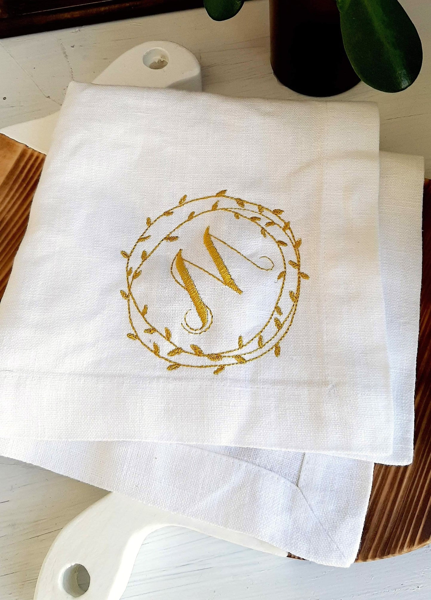 #044 | Golden Laurel Monogram | Personalized