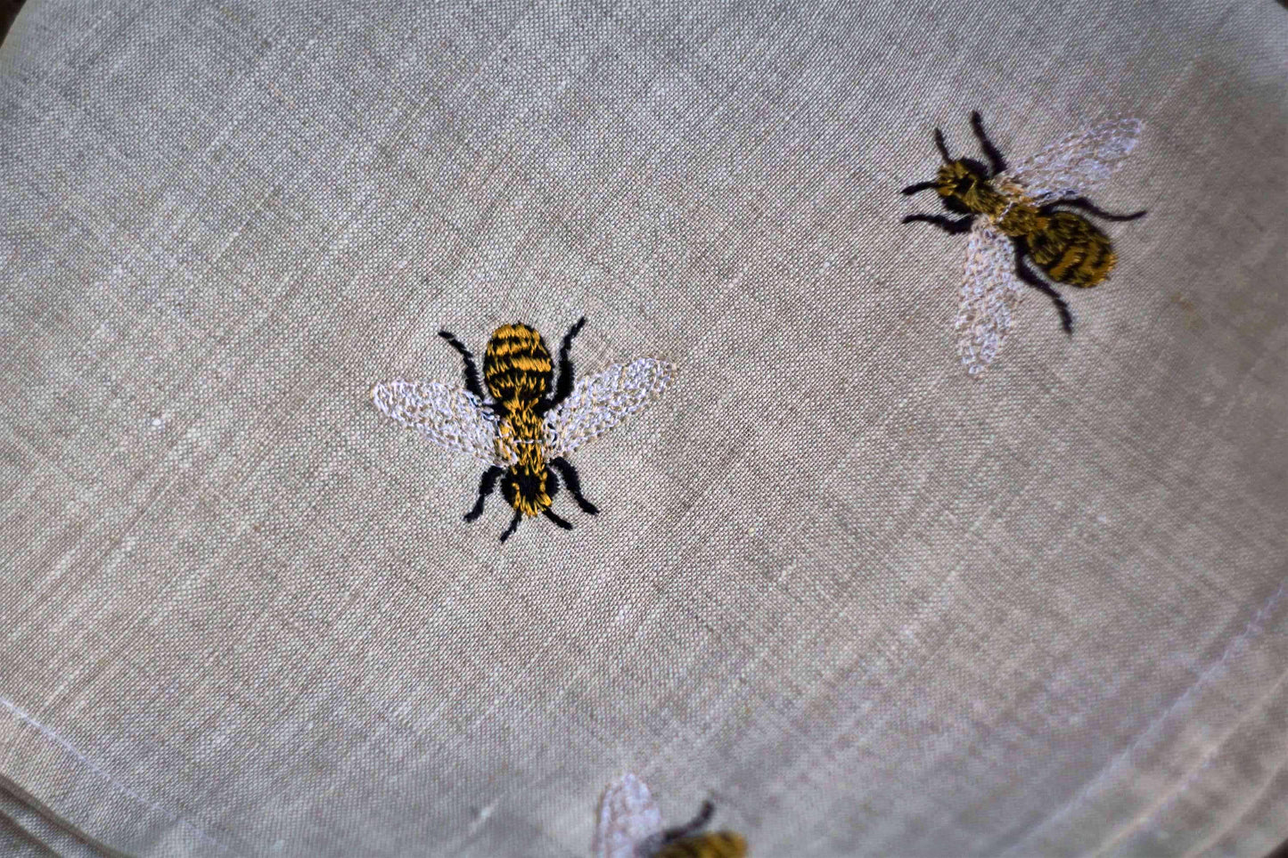 #051 | Scattered Honeybee Embroidery Trio