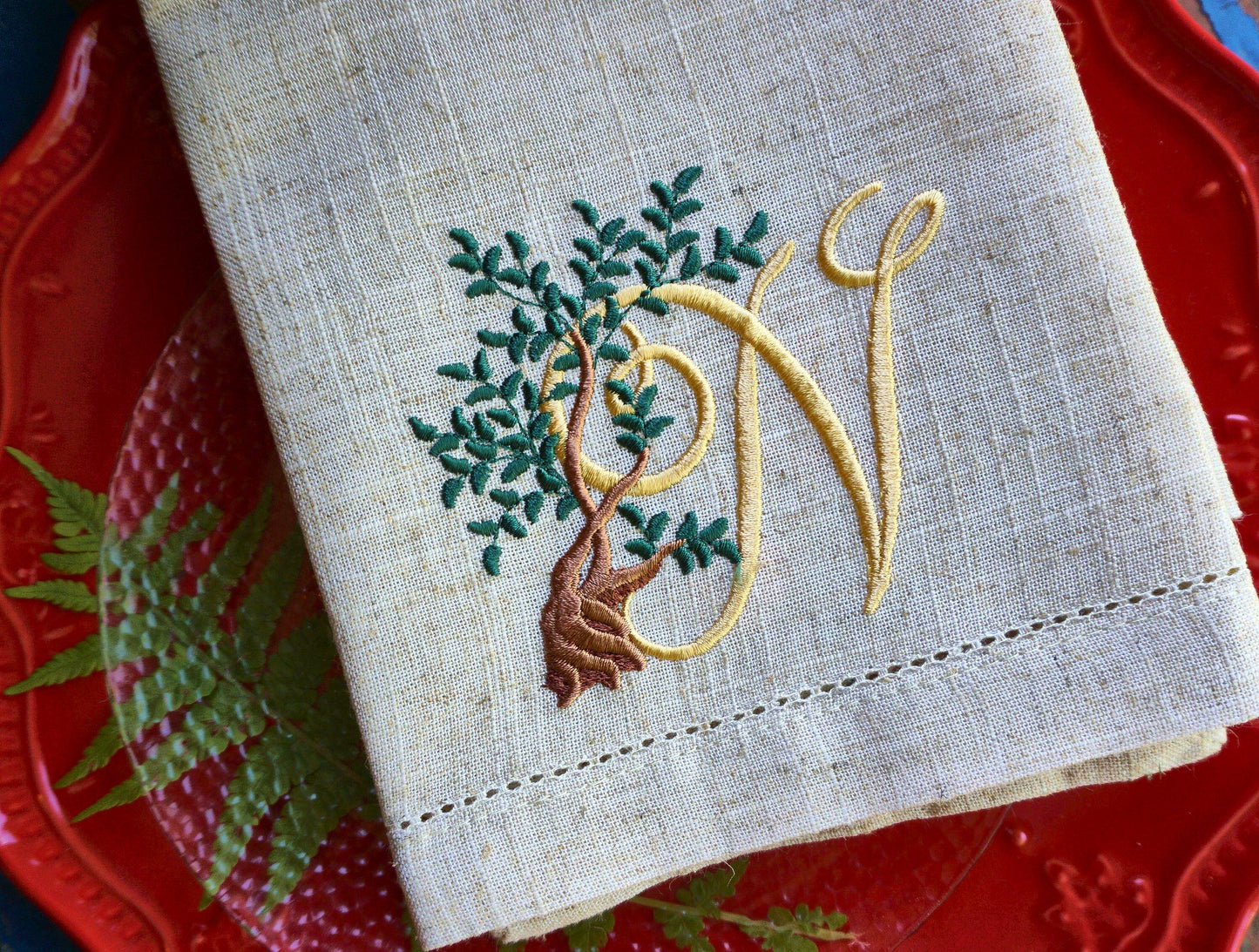 #061 | Twisting Tree Monogram with Golden Script | Personalized