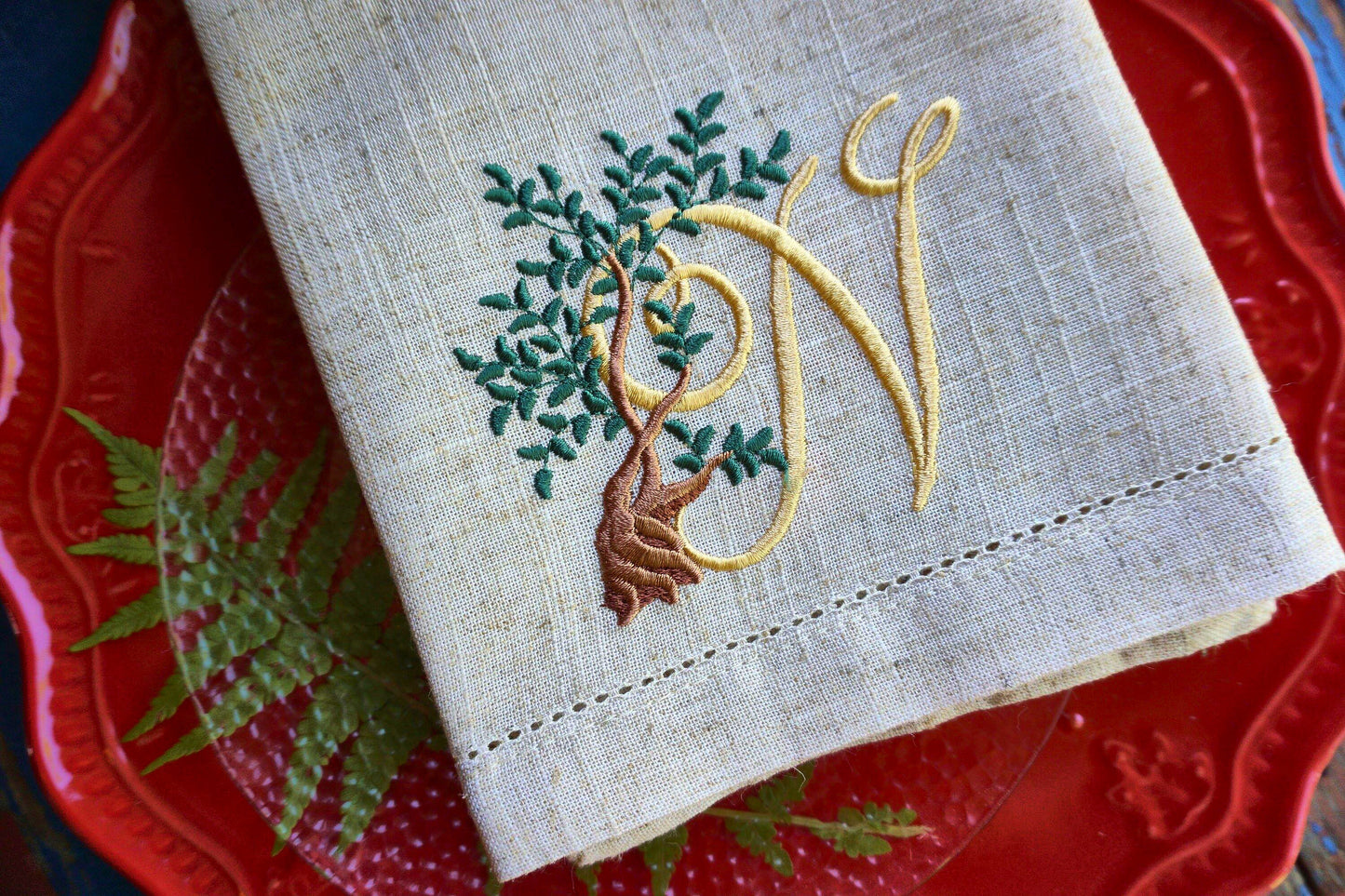 #061 | Twisting Tree Monogram with Golden Script | Personalized