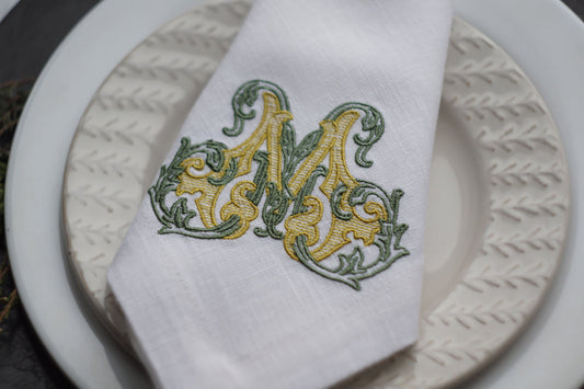 personalized embroidered napkins, holiday monogrammed napkins,  birthday napkins, table decoration, Cloth Dinner Napkins, Wedding napkins