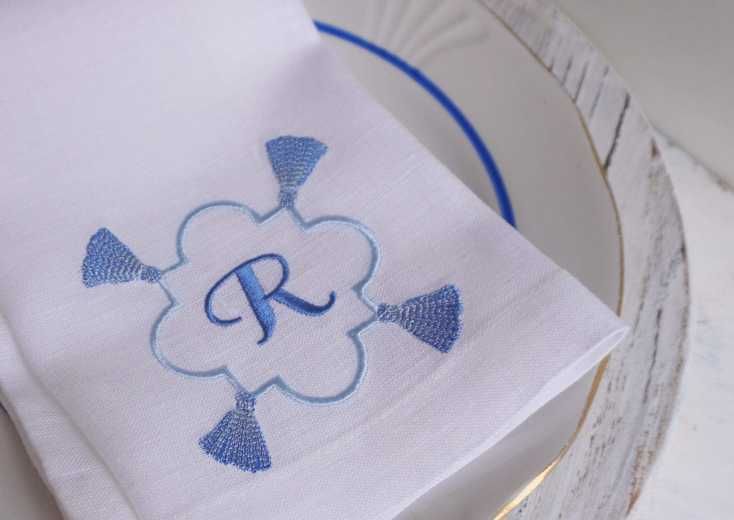 personalized embroidered napkins, birthday holiday monogrammed napkins, mother day napkin, table decoration, Cloth Dinner Wedding napkins