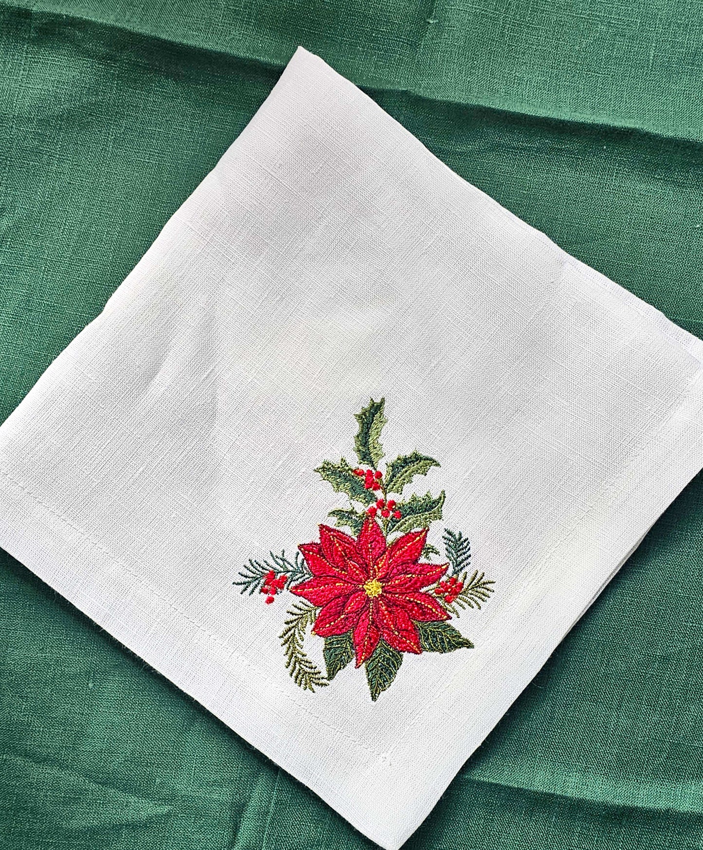 #138 | Classic Poinsettia & Holly