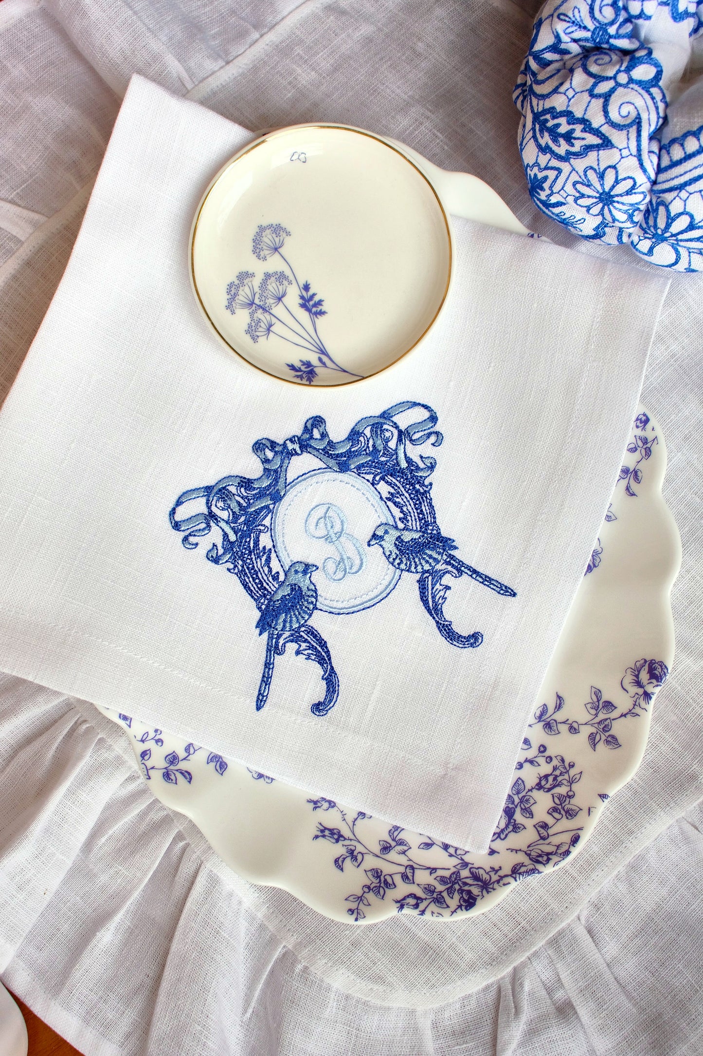 #069 | Blue Ribbon Scroll with Parakeets | Personalized