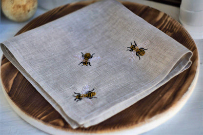 #051 | Scattered Honeybee Embroidery Trio