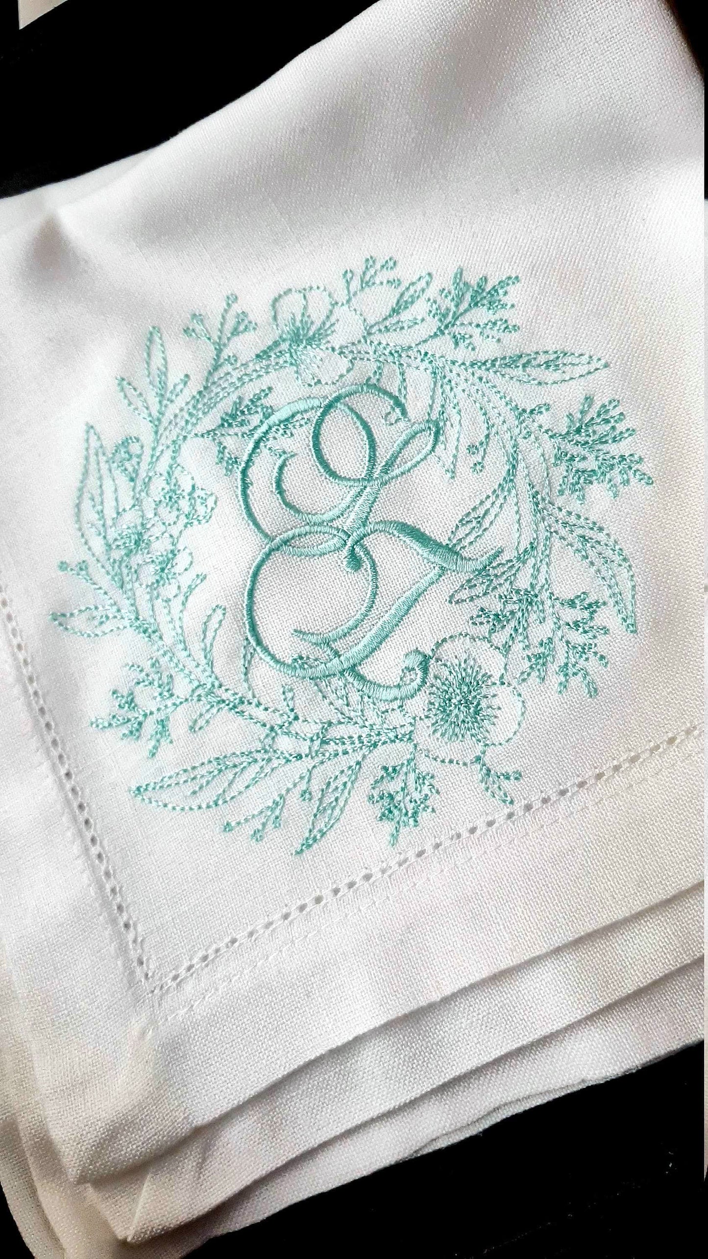 #047 | Delicate Botanical Wreath with Script Monogram | Personalized