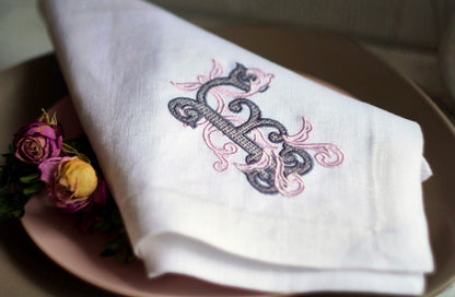 #041 | Victorian Scroll Monogram | Personalized