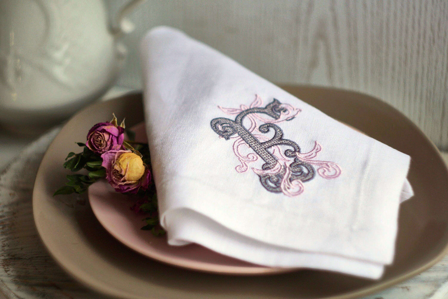 #041 | Victorian Scroll Monogram | Personalized