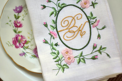 #101 | Oval Garland Frame with Pink Blossoms | Personalized