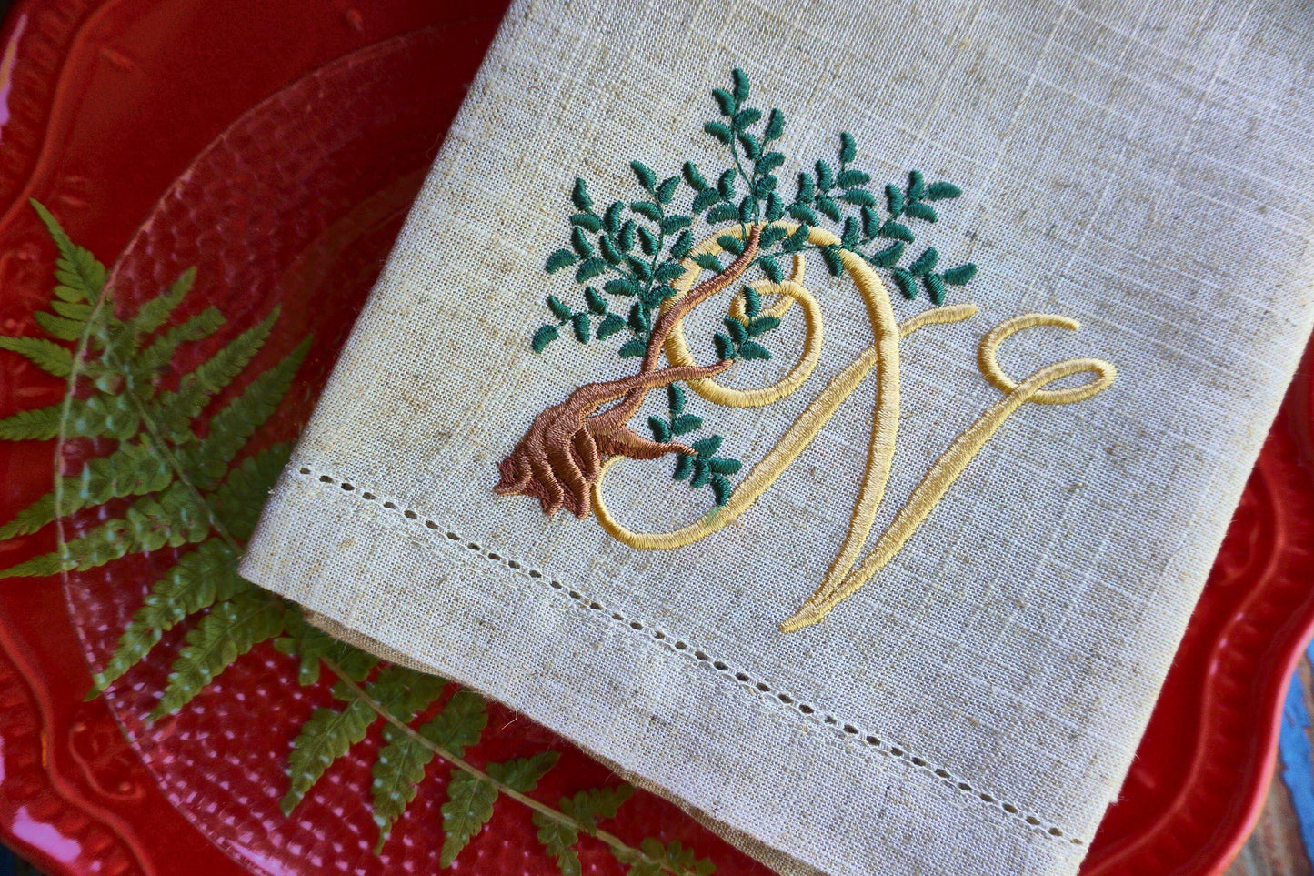 #061 | Twisting Tree Monogram with Golden Script | Personalized