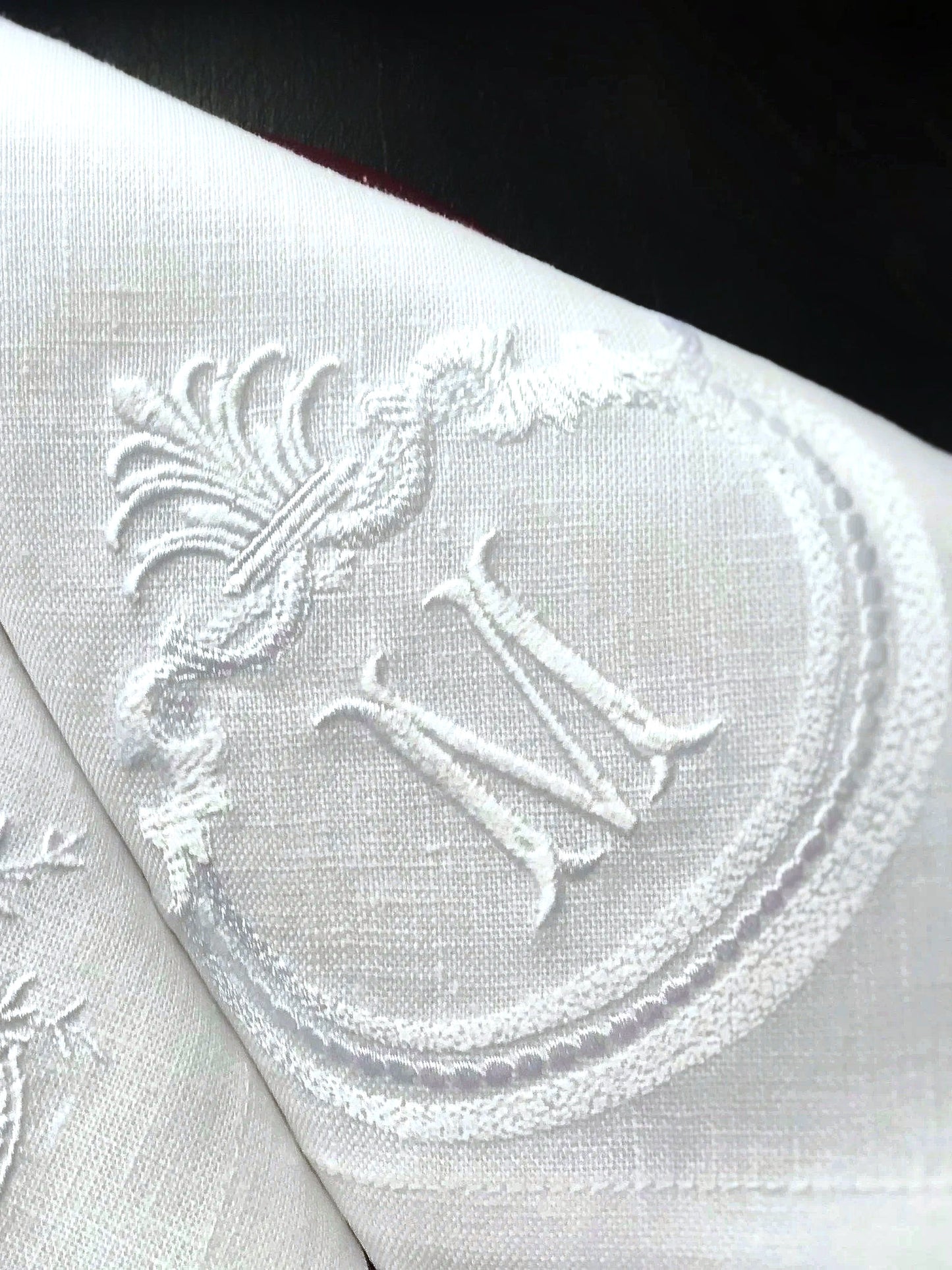 #121 | Ornate Regal Crest Oval Monogram | Personalized