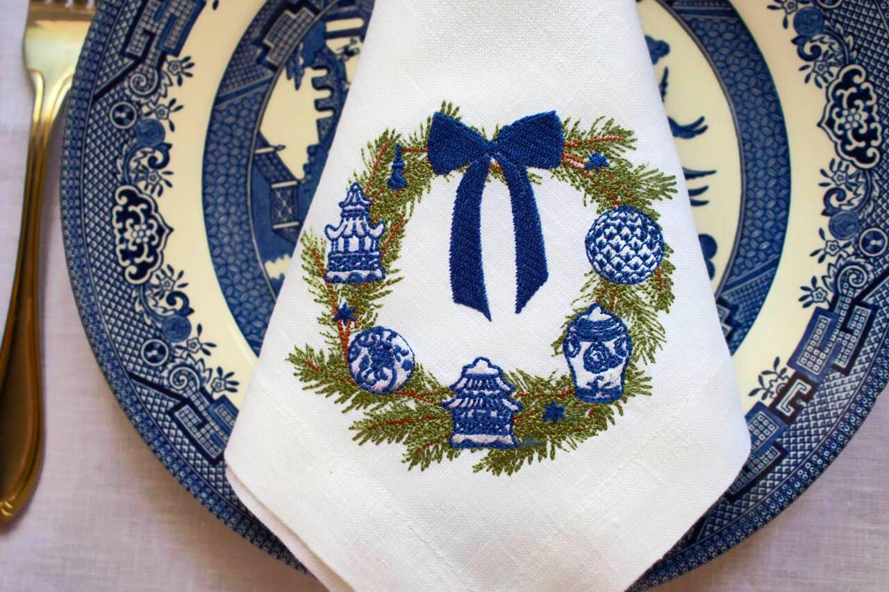 #087 | Blue Chinoiserie Garland with Holiday Bow