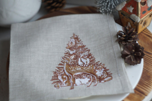embroidered christmas cloth napkins, christmas table decoration, Holiday Table Decor, beige napkins, Cloth Dinner Napkins, linen napkins