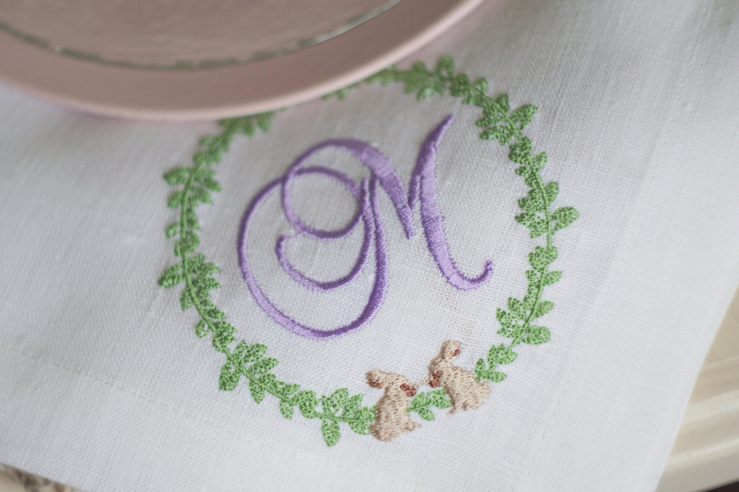 Monogrammed Embroidered Linen Napkins, Personalized Napkins, Easter napkins, Hostess Gift, table decoration, Cloth Dinner Napkins