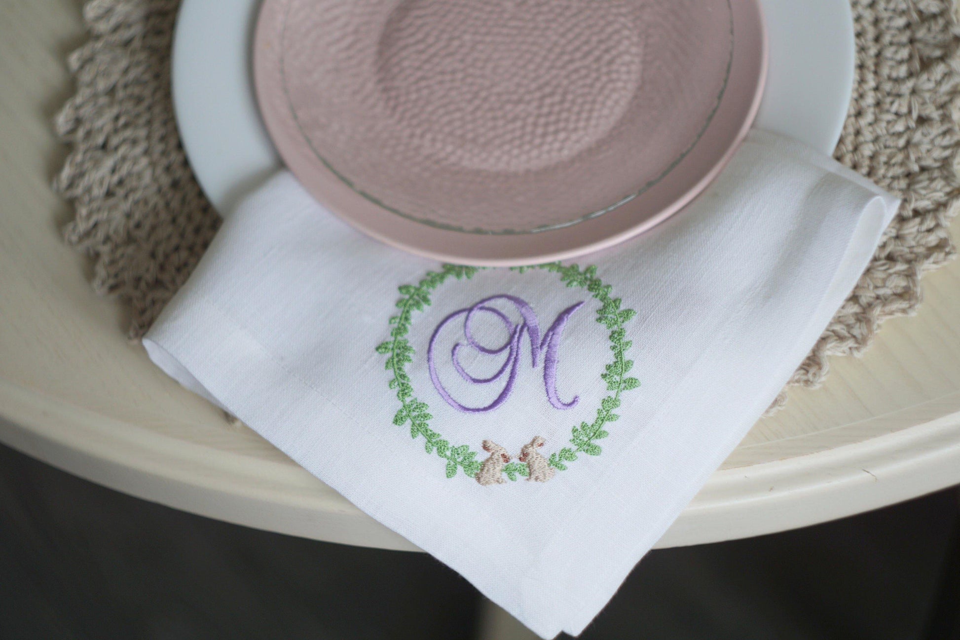 Monogrammed Embroidered Linen Napkins, Personalized Napkins, Easter napkins, Hostess Gift, table decoration, Cloth Dinner Napkins