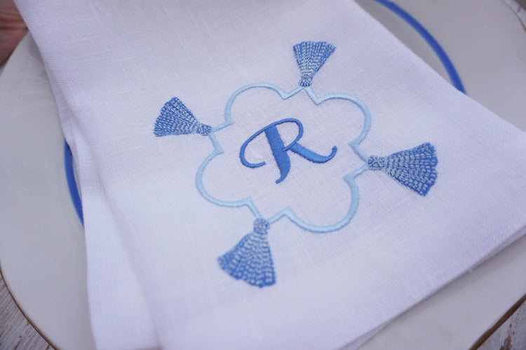 personalized embroidered napkins, birthday holiday monogrammed napkins, mother day napkin, table decoration, Cloth Dinner Wedding napkins